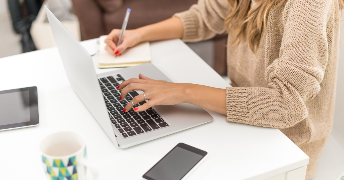 the Best Resume Format to Send to Hiring Managers